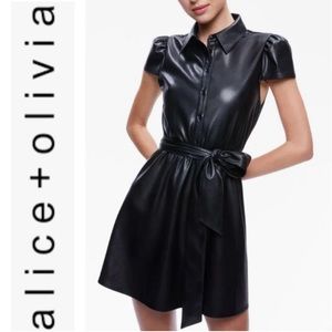 NWT💕Alice + Olivia Carolyn Cap Sleeve Faux
Leather Shirtdress in Black Size 0
